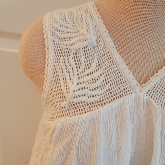 2/$20 Rip Curl Lace Top S - Picture 2 of 11